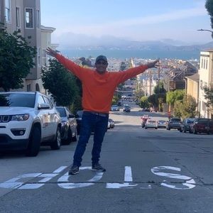 Meet your Posher, Luis